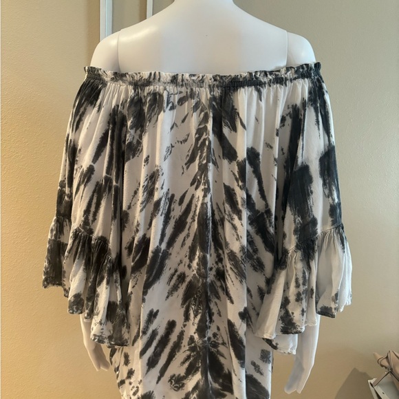 Elan black and white tie-dyed off shoulder top S - Picture 2 of 7
